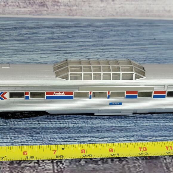 Vintage H.O Train Car Amtrak passenger observation Train car silver, red, & Blue - Picture 5 of 12
